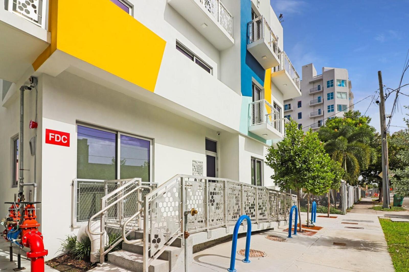Aerie Apartments Miami Exterior photo